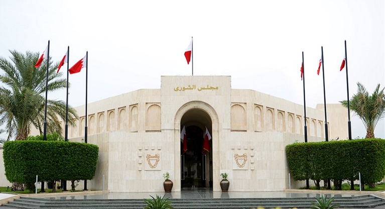 Speaker of the Shura Council Receives the NAO’s Annual Report.